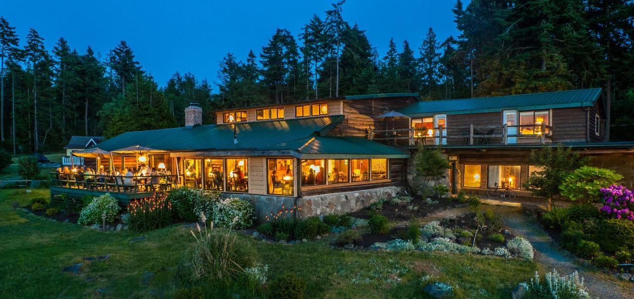 The Surf Lodge And Pub Gabriola Zewnętrze zdjęcie